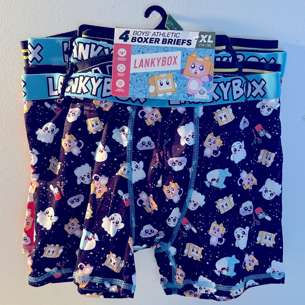 4 pairs of super fantastic Lankybox boxer shorts box 📦🩳🩷💛⭐️💝
